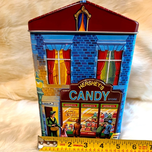 Vintage Hershey’s village series canister. - Picture 7 of 8